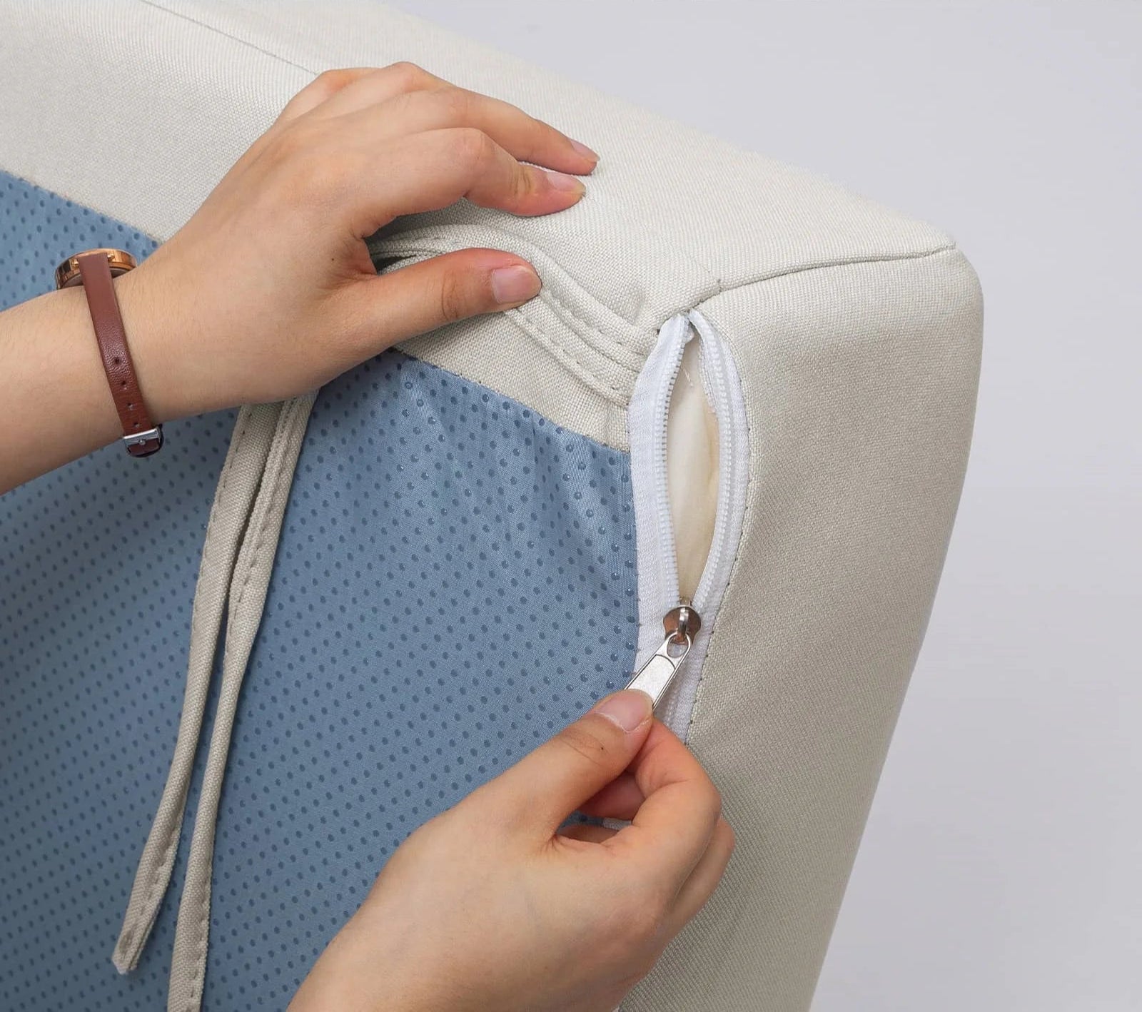 COMAX Beige Glider Rocking Chair-Cotton and Linen Fabrics Removable Cover for machine wash